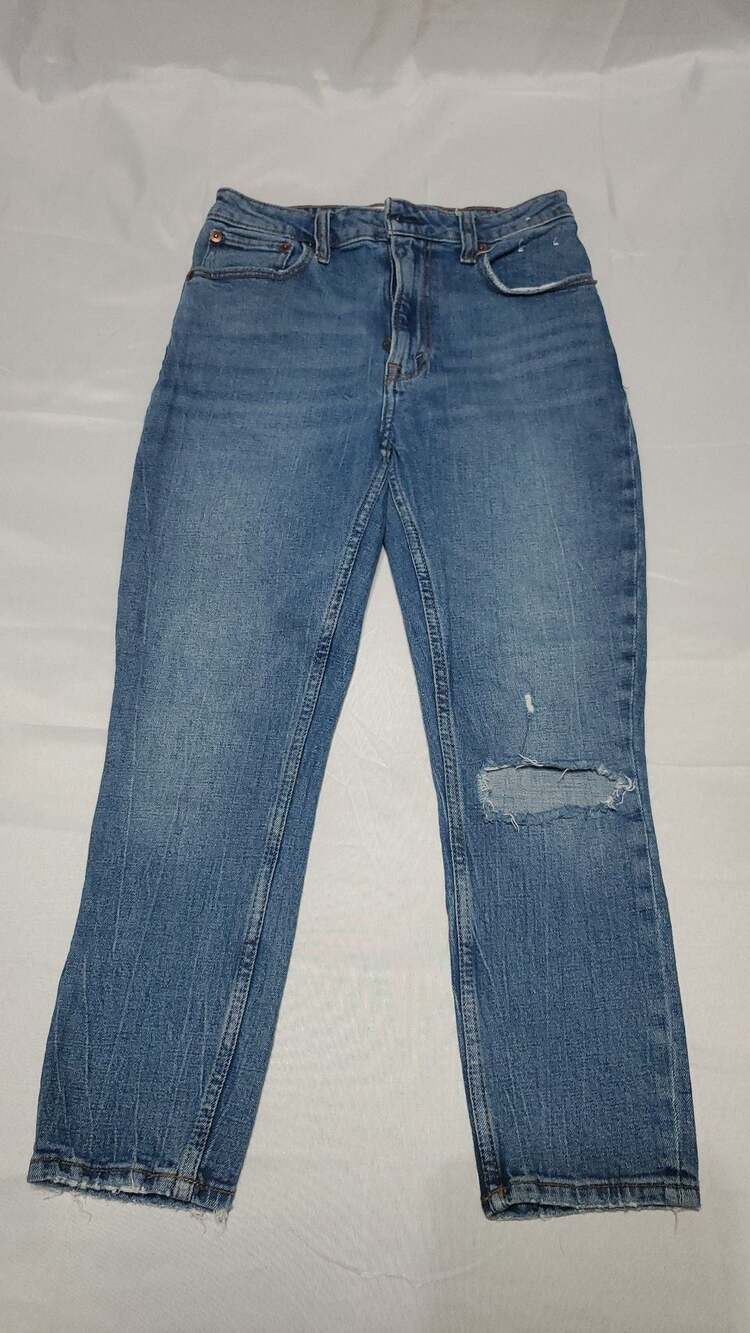 Abercrombie & Fitch Curve Love High Rise Skinny Jeans with Distressed Knee